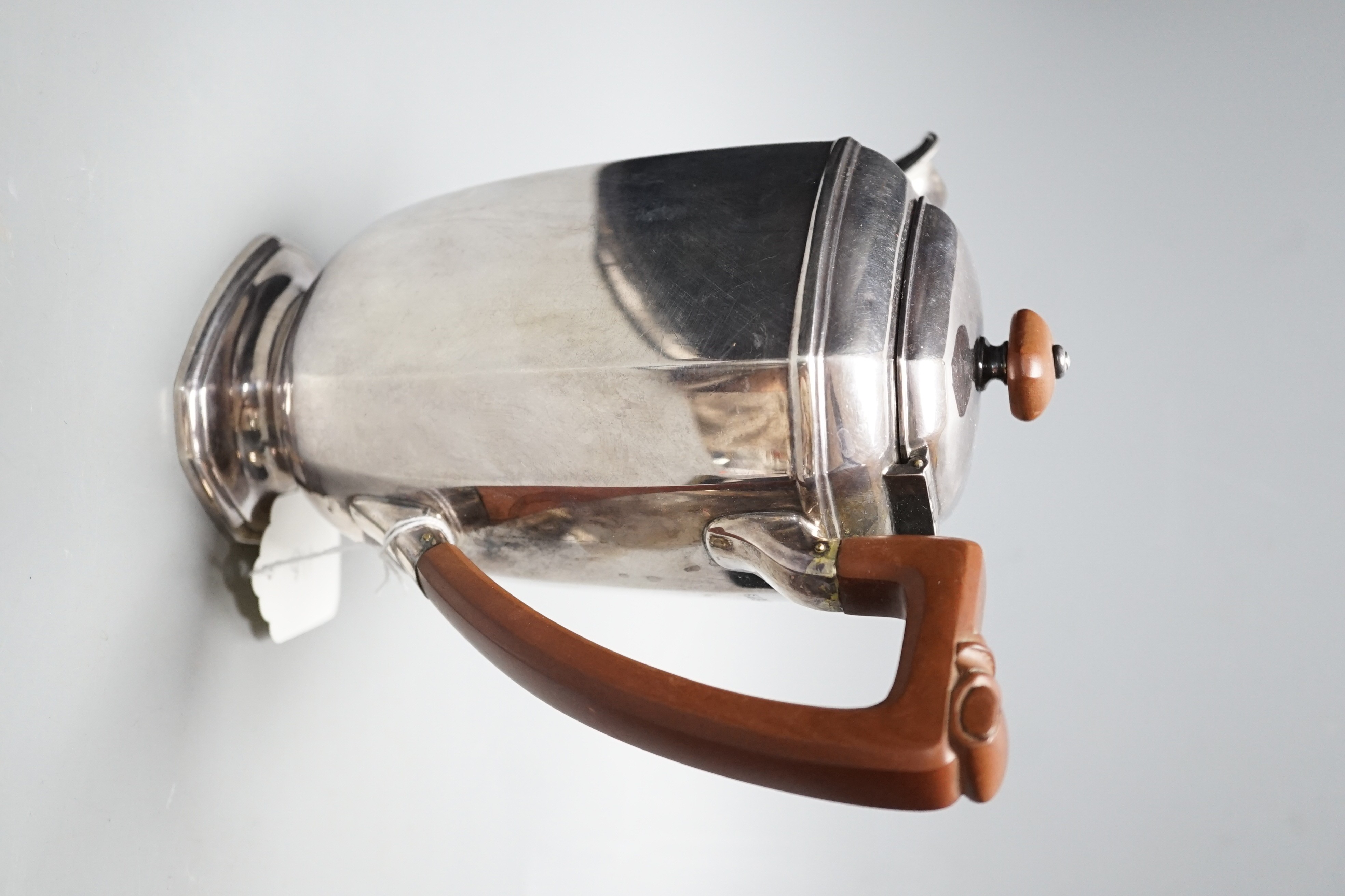 A George VI silver hot water pot, William Suckling Ltd, Birmingham, 1937, 20.5cm, gross weight 17.5oz.